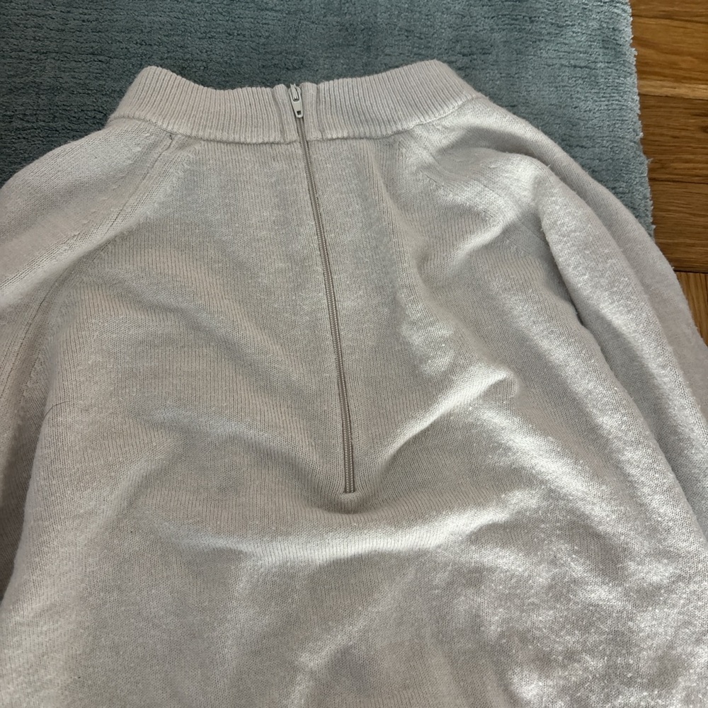 White Knit Sweater - Picture 2 of 2